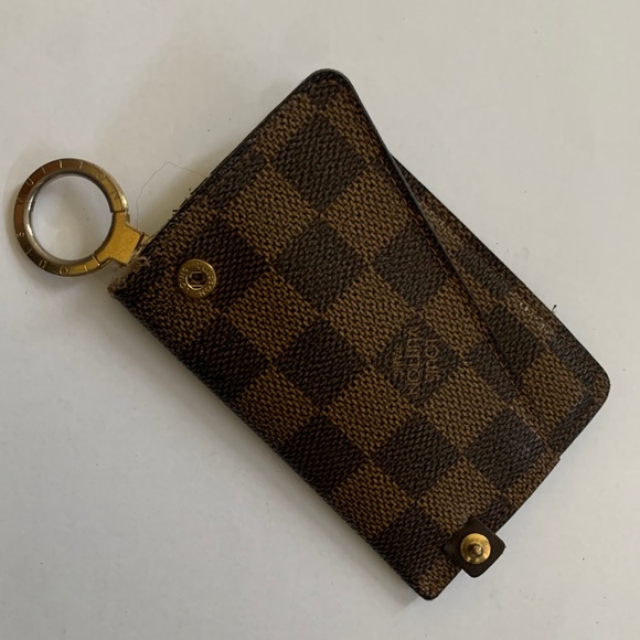 Vintage Louis Vuitton Card Holder in Damier Ebene - Picture 8 of 14